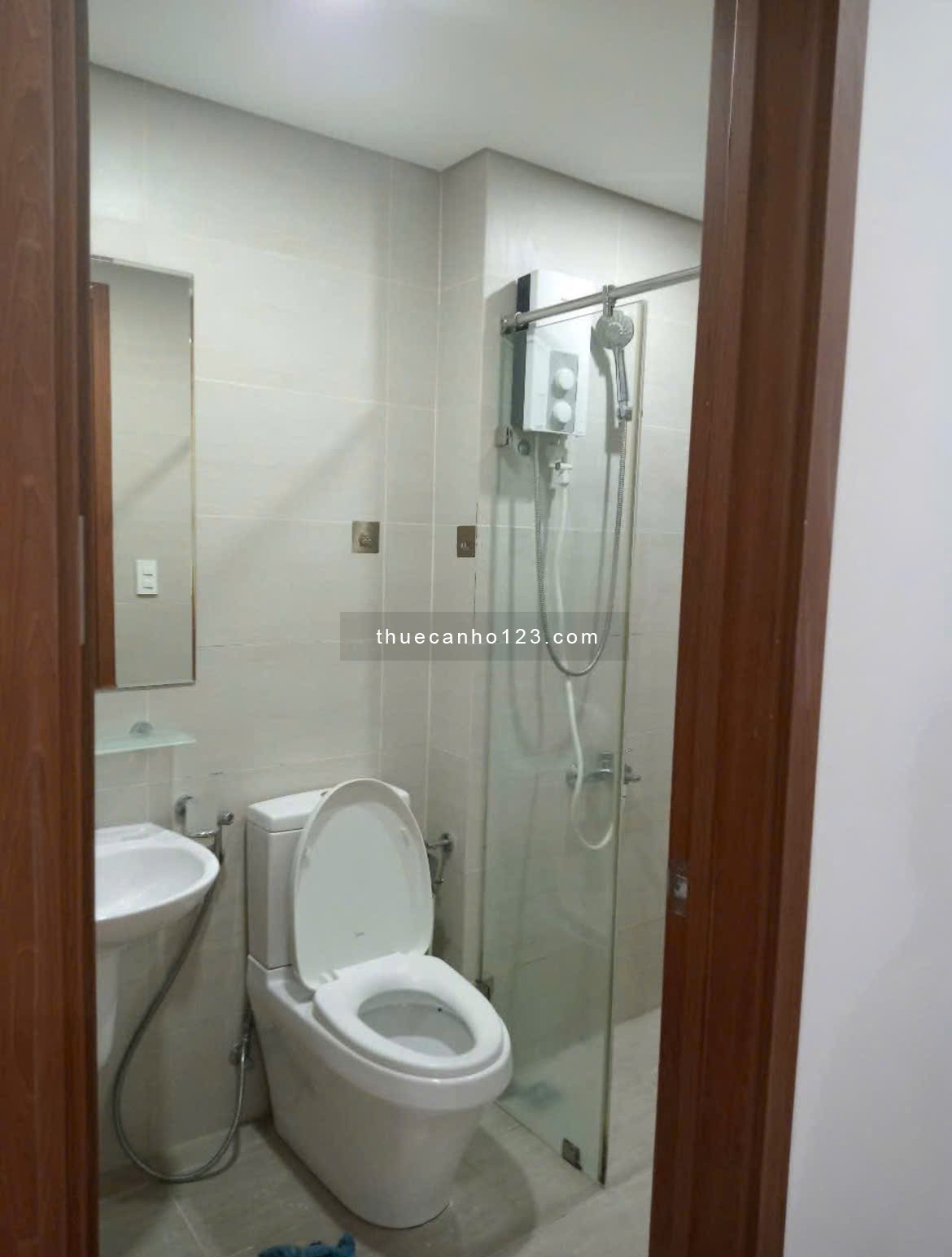 Chung cư Carillon 2 - Hòa Thạnh, Tân Phú : 100m2, 3p ngủ, 2wc, 10tr/tháng