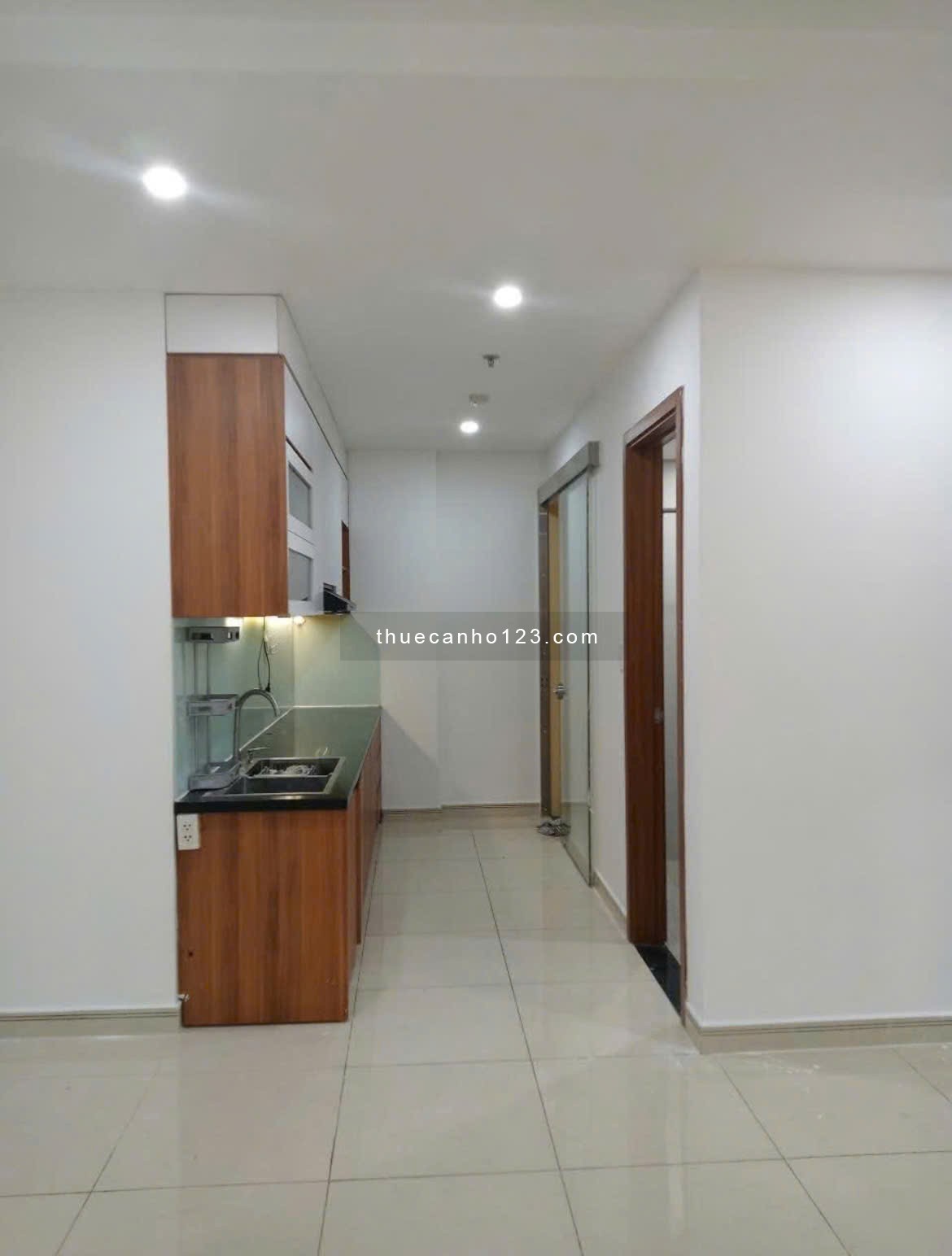 Chung cư Carillon 2 - Hòa Thạnh, Tân Phú : 100m2, 3p ngủ, 2wc, 10tr/tháng