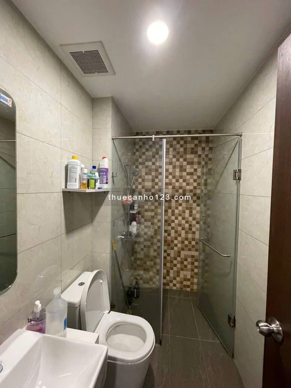 Chung cư Satra, Phan Đăng Lưu, PN: 85m2, 2p ngủ, full nội thất, 16tr/th