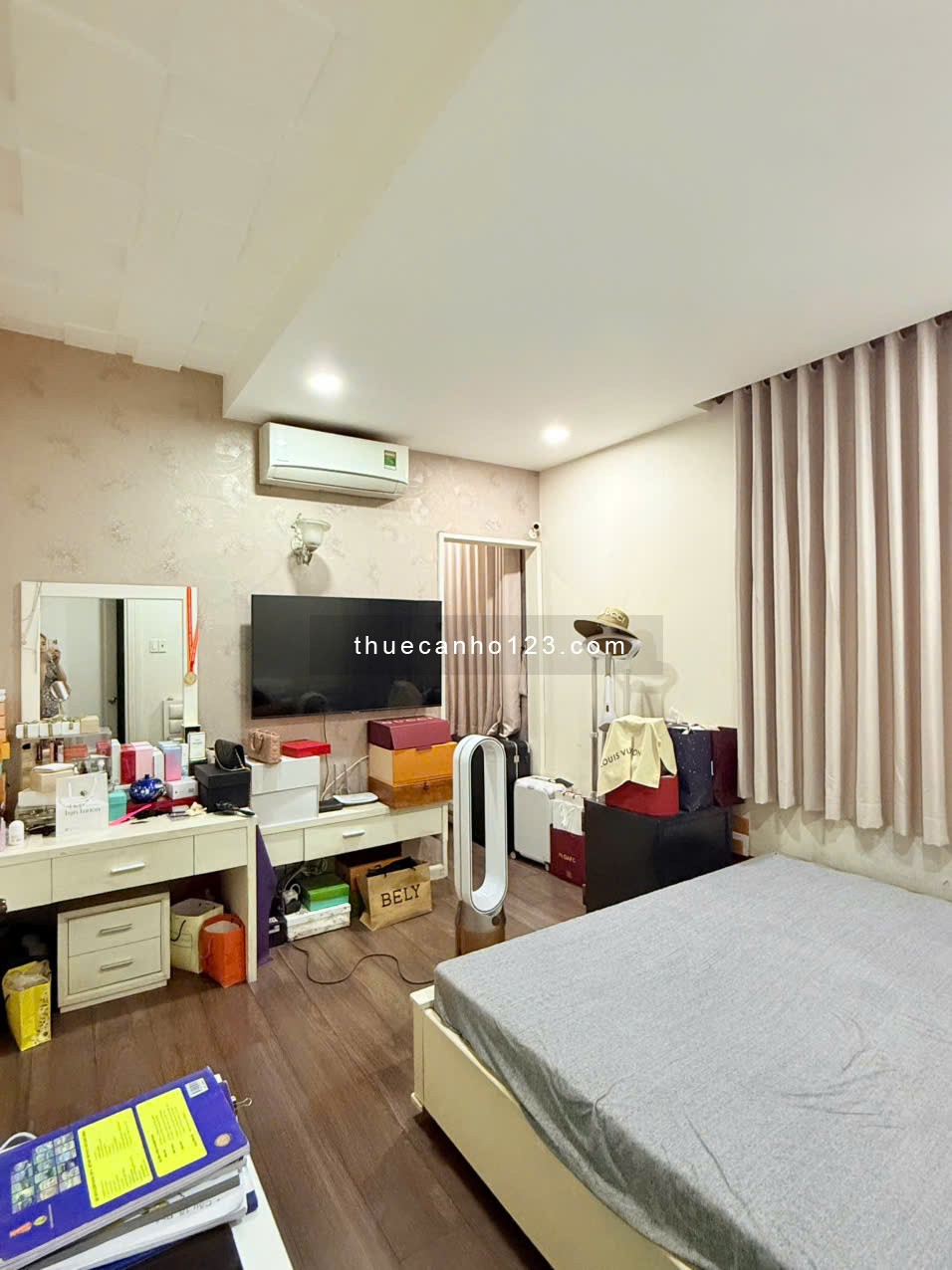 Chính chủ cần cho thuê căn hộ Sao Mai 153 Lương Nhữ Học, Phường 11, Quận 5, diện tích 91m2, 2 phòng