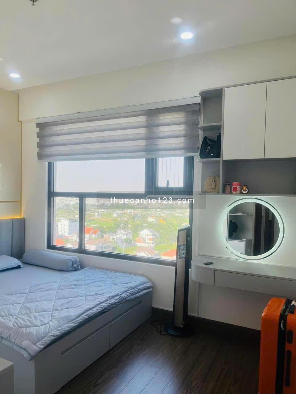 Chung cư CC Sky Center, Phổ Quang, TB: 75m2, NTCC, 2p ngủ, 17 triệu