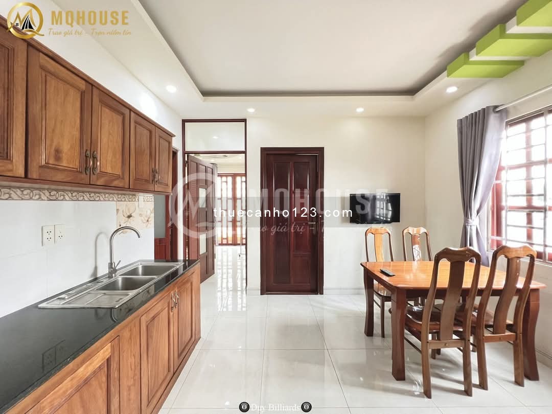 Căn Hộ 2 Phòng Ngủ, 2 WC Balcony Rộng 76m2. Full Nội Thất, Thang Máy, Bảo Vệ. Ngay Landmark 81.