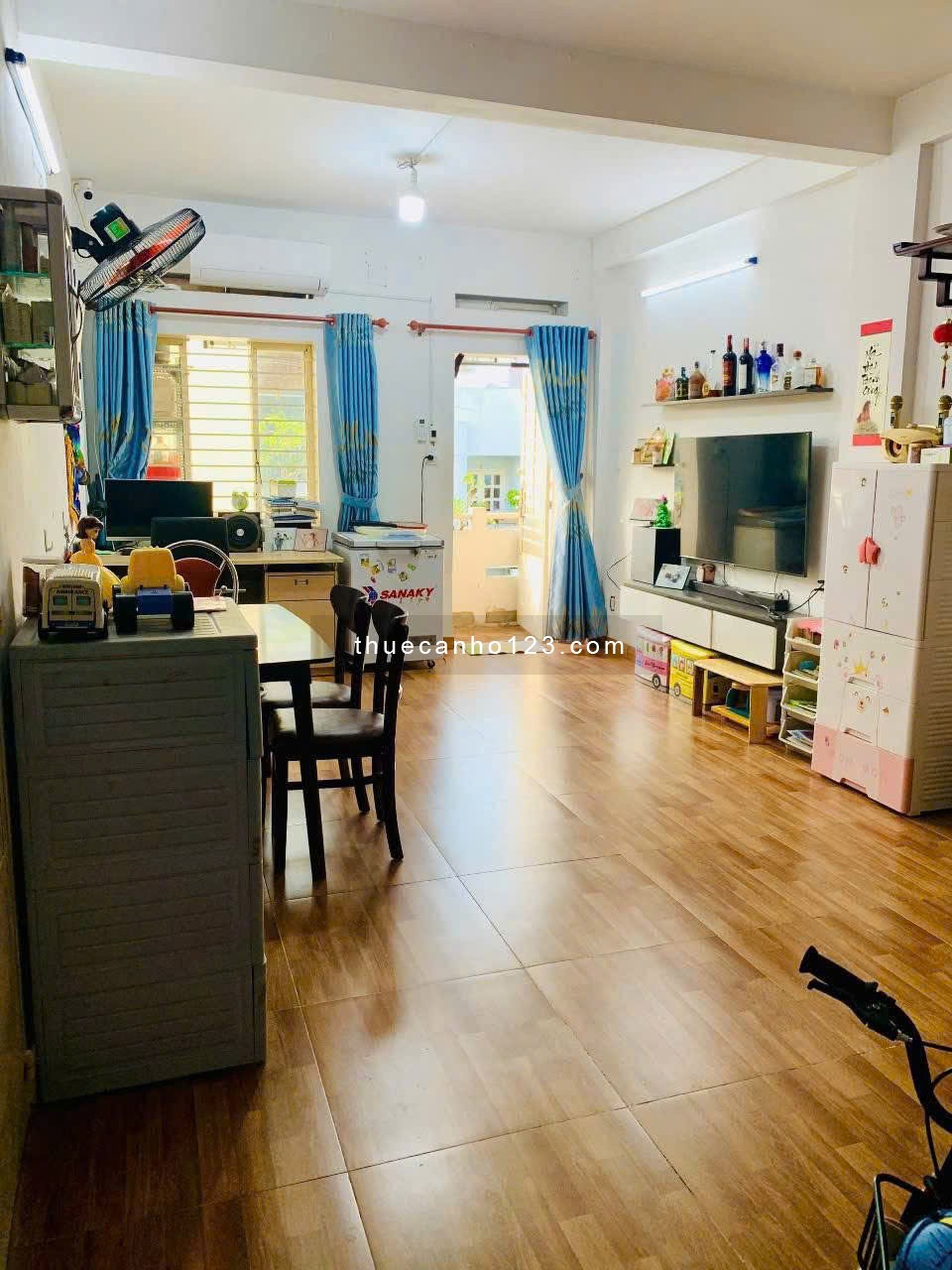 Chung cư 590, CMT8, Phường 11, Quận 3: 55m2,1p ngủ, Nt, 7tr/th