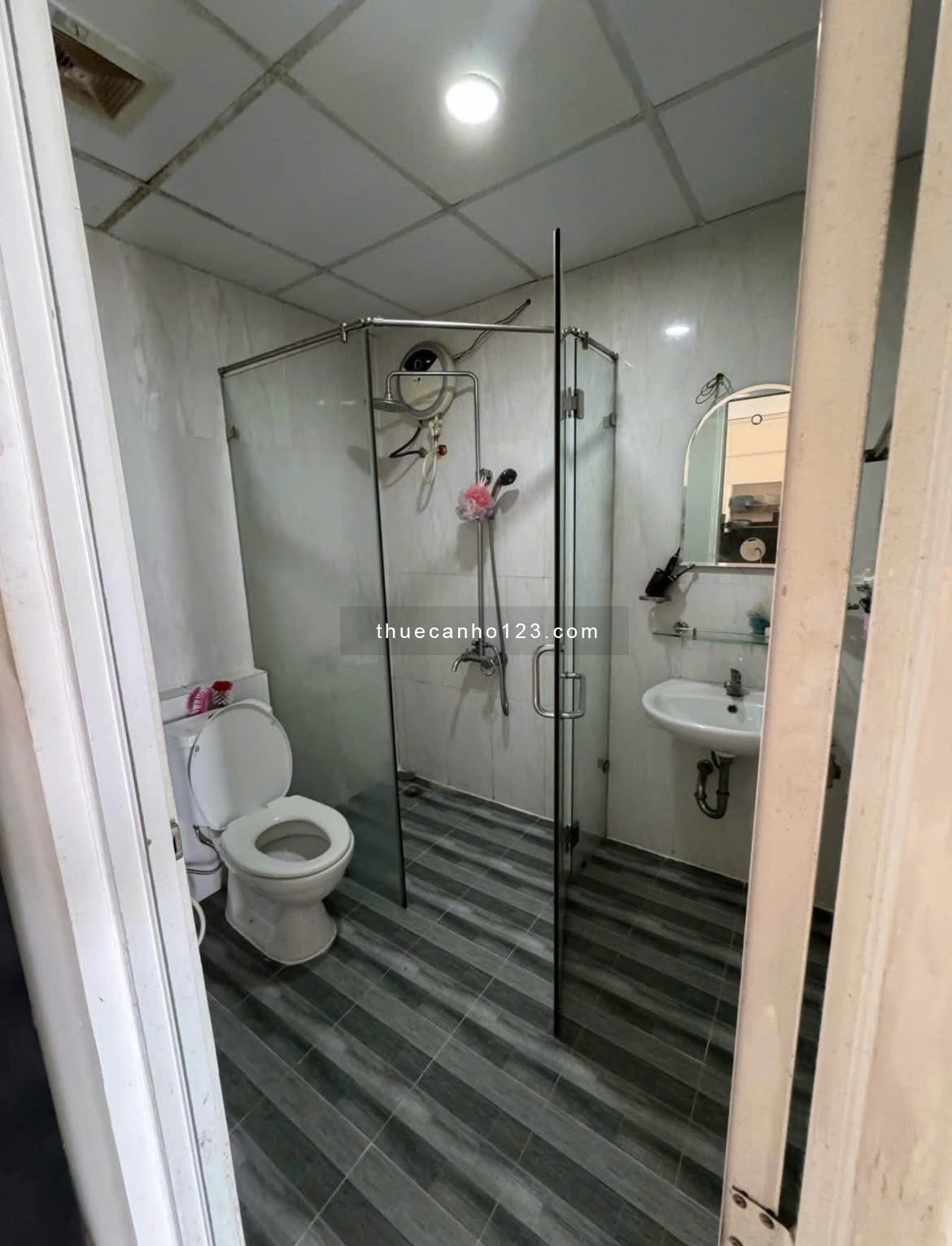 Chung cư Carillon 2, Trịnh Đình Thảo- Hòa Thạnh- TP, 83m2, 2PN, 2WC, 9tr5/tháng.