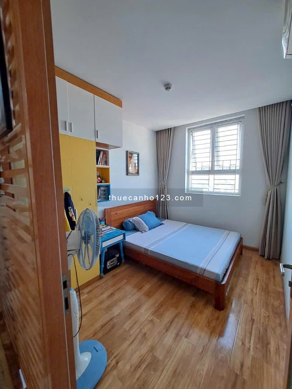 Chung cư Saigon Town, Thoại Ngọc Hầu, TP: 3p ngủ, 100m2, 9tr5/th