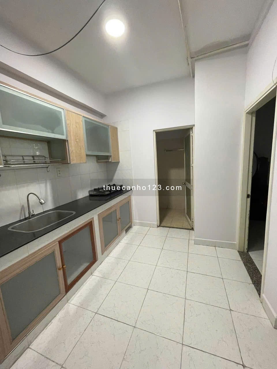 Chung cư Tô Hiến Thành, P15, Q10: 52m2, 1pn, máy lạnh, 7tr/tháng