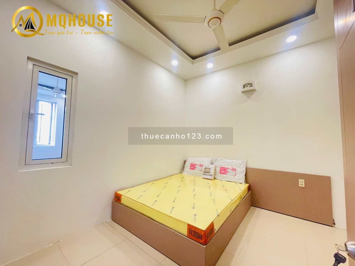 Căn Hộ 2 Phòng Ngủ, 2 WC, Balcony Rộng 75m2. Full Nội Thất, Giặt Riêng. Trung Tâm Bình Thạnh.