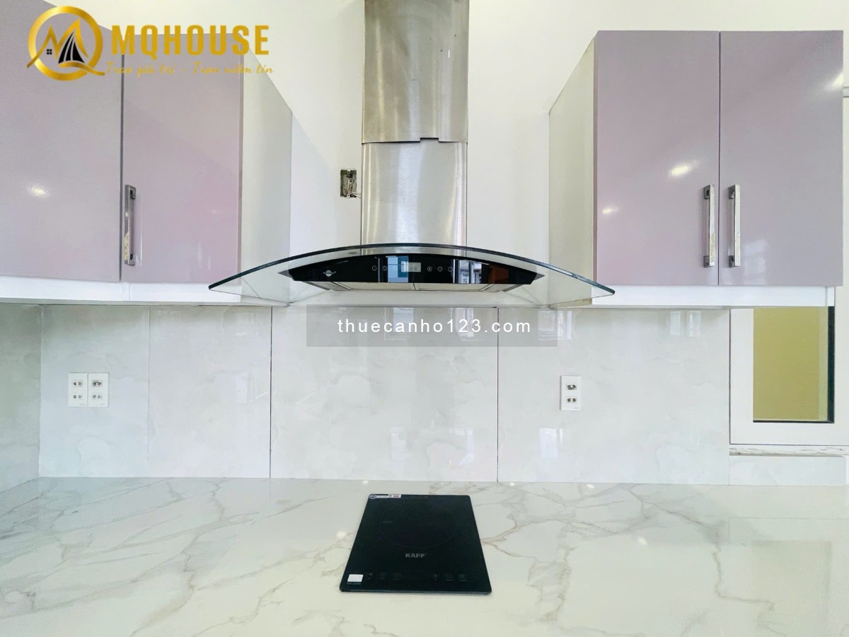 Căn Hộ 2 Phòng Ngủ, 2 WC, Balcony Rộng 75m2. Full Nội Thất, Giặt Riêng. Trung Tâm Bình Thạnh.