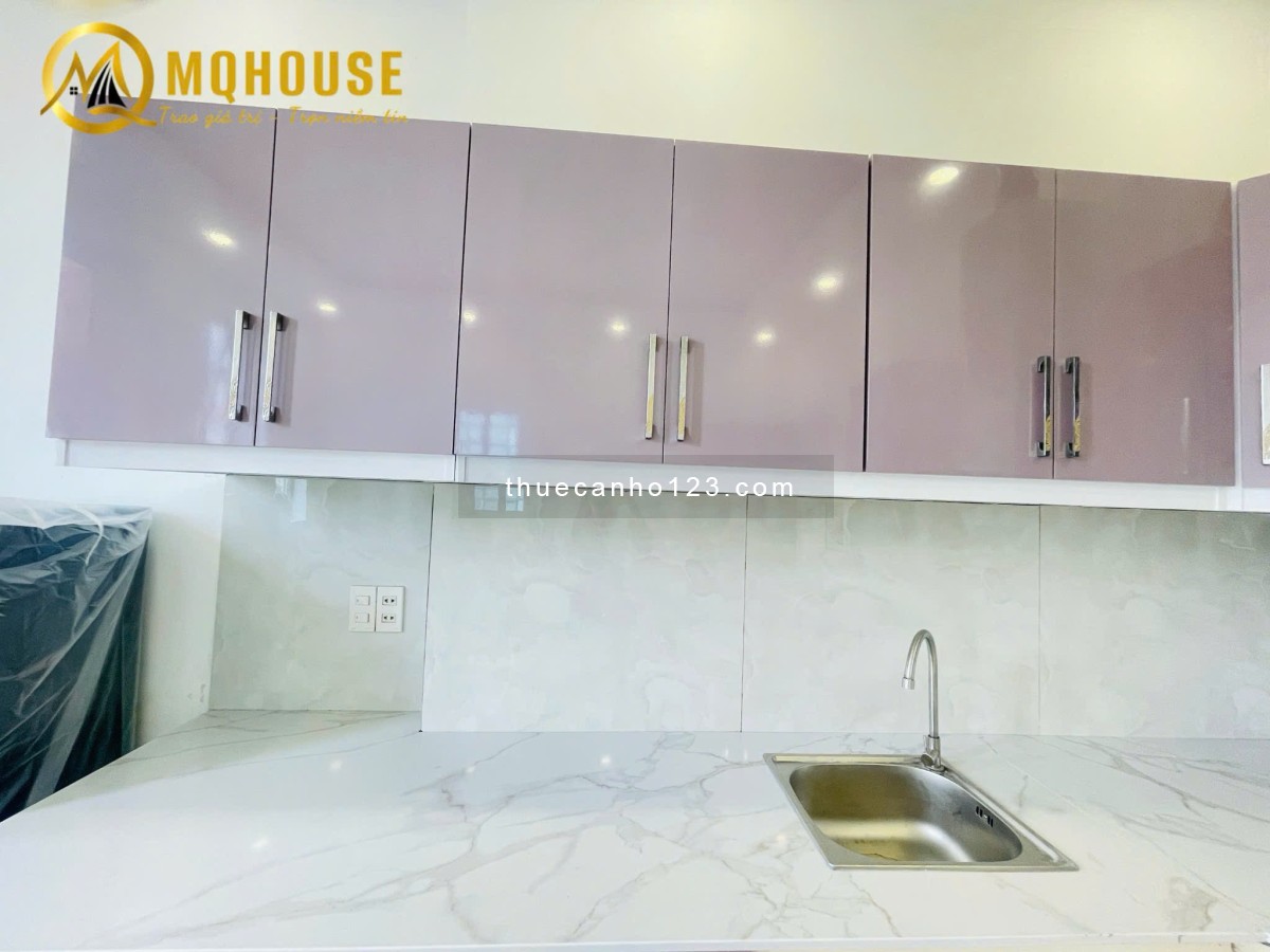 Căn Hộ 2 Phòng Ngủ, 2 WC, Balcony Rộng 75m2. Full Nội Thất, Giặt Riêng. Trung Tâm Bình Thạnh.