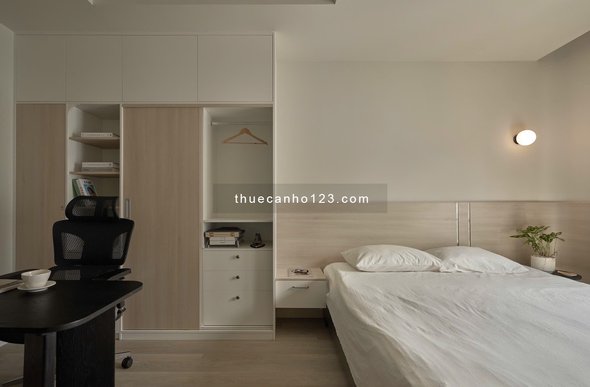 Cho thuê căn hộ 1PN full nội thất cao cấp, ban công thoáng mát Nguyễn Thái Bình quận 1 gần Bùi Viện