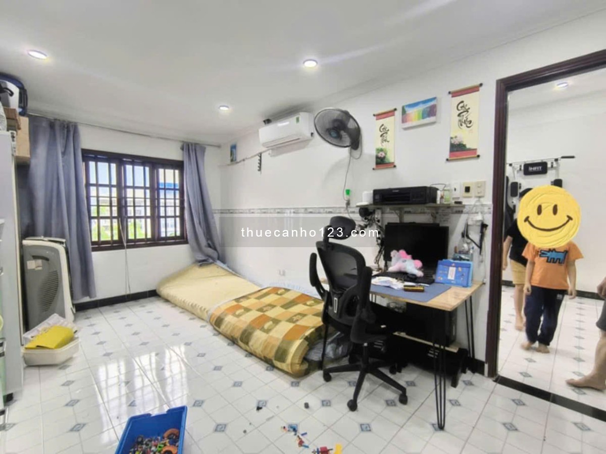 Chung cư CMT8, P15, Quận 10: 50m2, 1p ngủ, ban công, 7tr/th