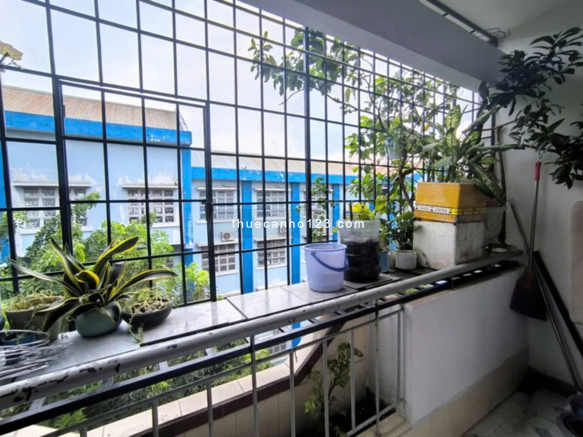 Chung cư CMT8, P15, Quận 10: 50m2, 1p ngủ, ban công, 7tr/th