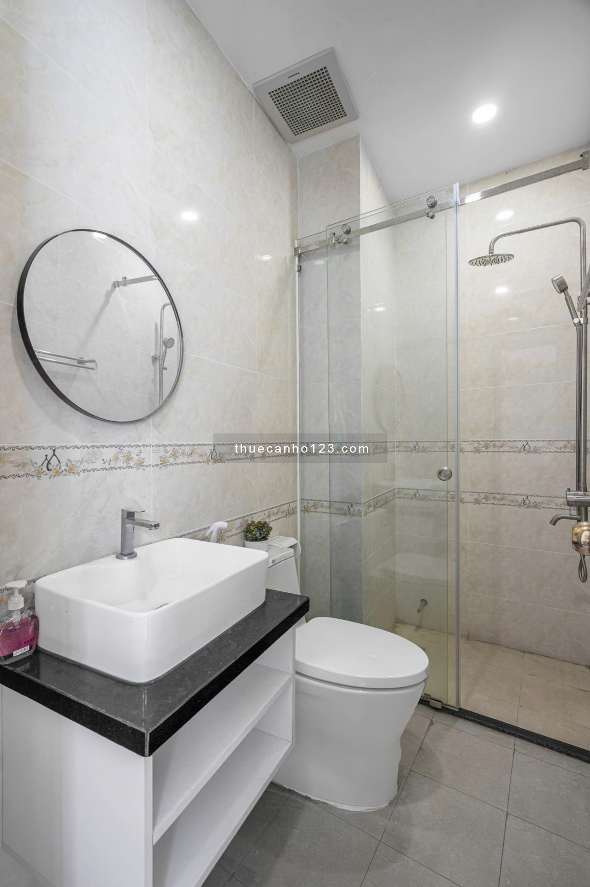 Căn Hộ Mới, Full Nội Thất, Thang Máy, Hầm Xe. Ngay Nguyễn Gia Trí, Hutech, Hồng Bàng, GTVT, FTU,...