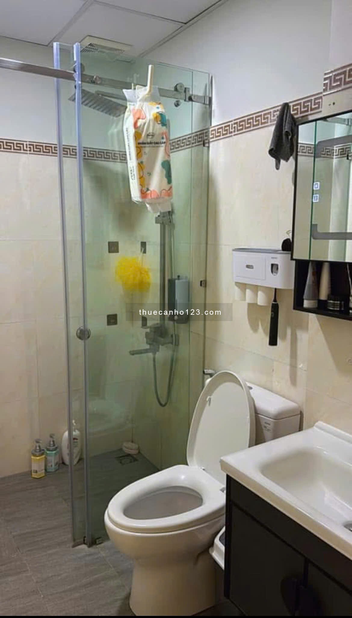 Chung cư Carillon 2, Hòa Thạnh, Tân Phú : 78m2, 2p ngủ, 10tr/th