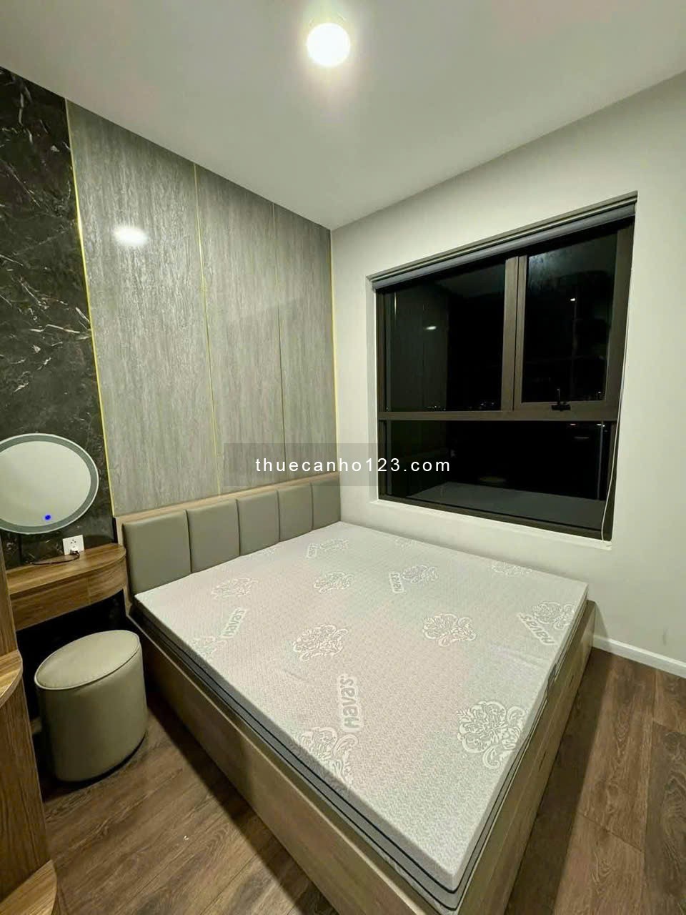 Chung cư Kingston, Hoàng Văn Thụ, PN: 90m2, 2p ngủ, full nội thất, 18triệu