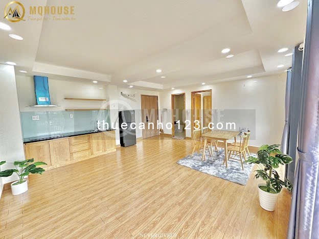 Chung Cư 2 Phòng Ngủ, 2 WC, Balcony Rộng 76m2. Full Nội Thất, Bảo Vệ. Ngay Đại Học Văn Lang