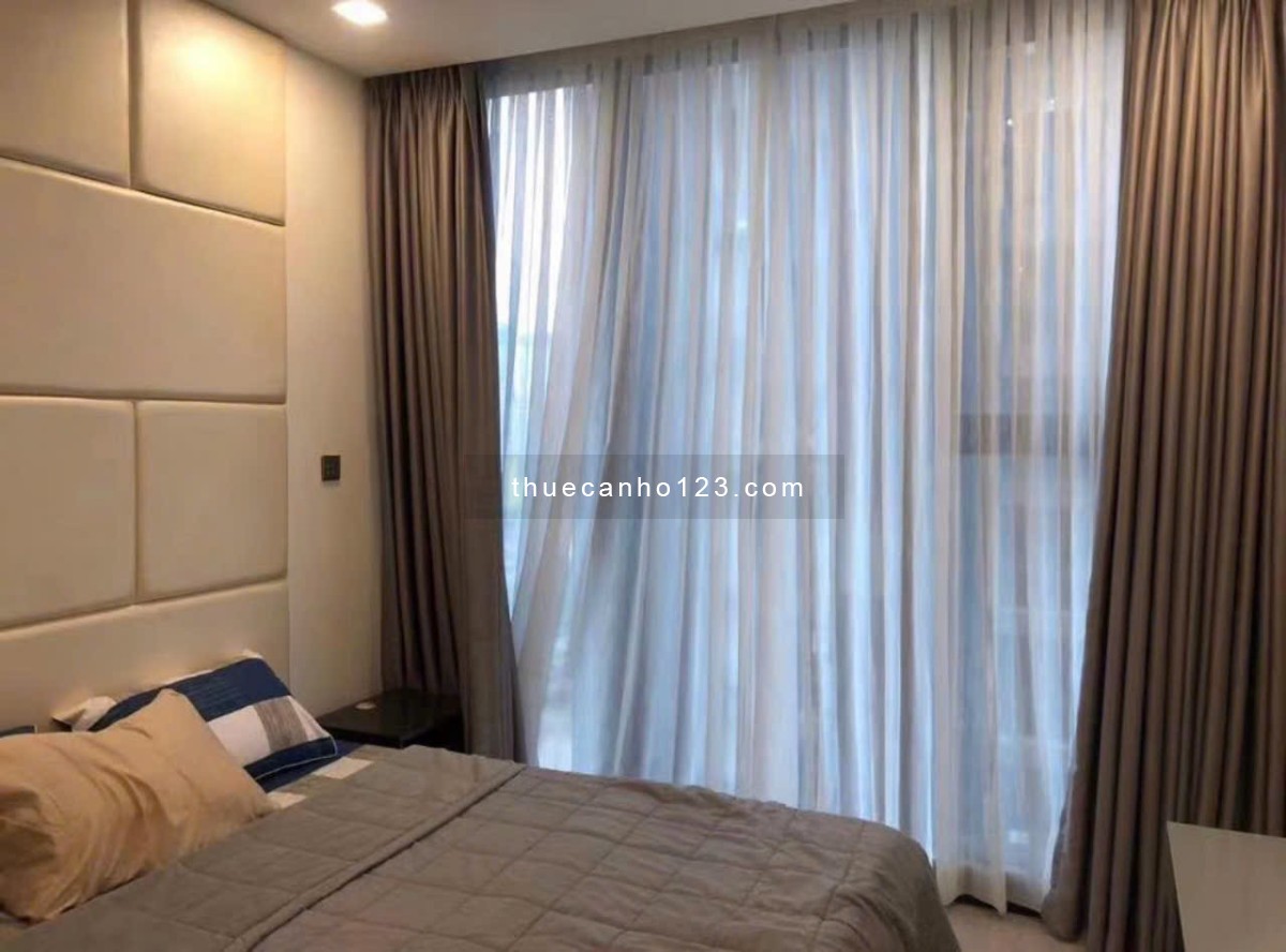 Cho thuê căn hộ 3PN, 2WC, 118m2 tại Vinhomes Golden River Ba Son, 40 triệu view sông