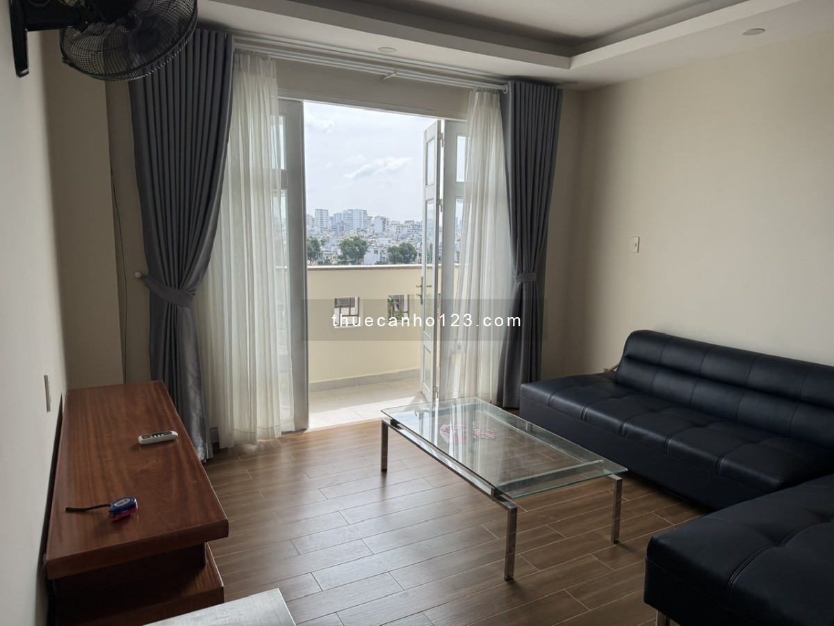 Cho thuê căn hộ 107 m2, chung cư B2 số 590 Cách Mạng Tháng Tám, quận 3