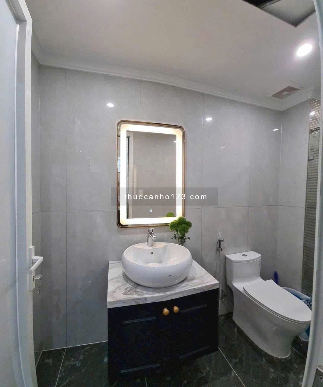 Chung cư cao cấp KingSton, Hoàng Văn Thụ, PN: Nội thất cao cấp, 2pn, 18tr