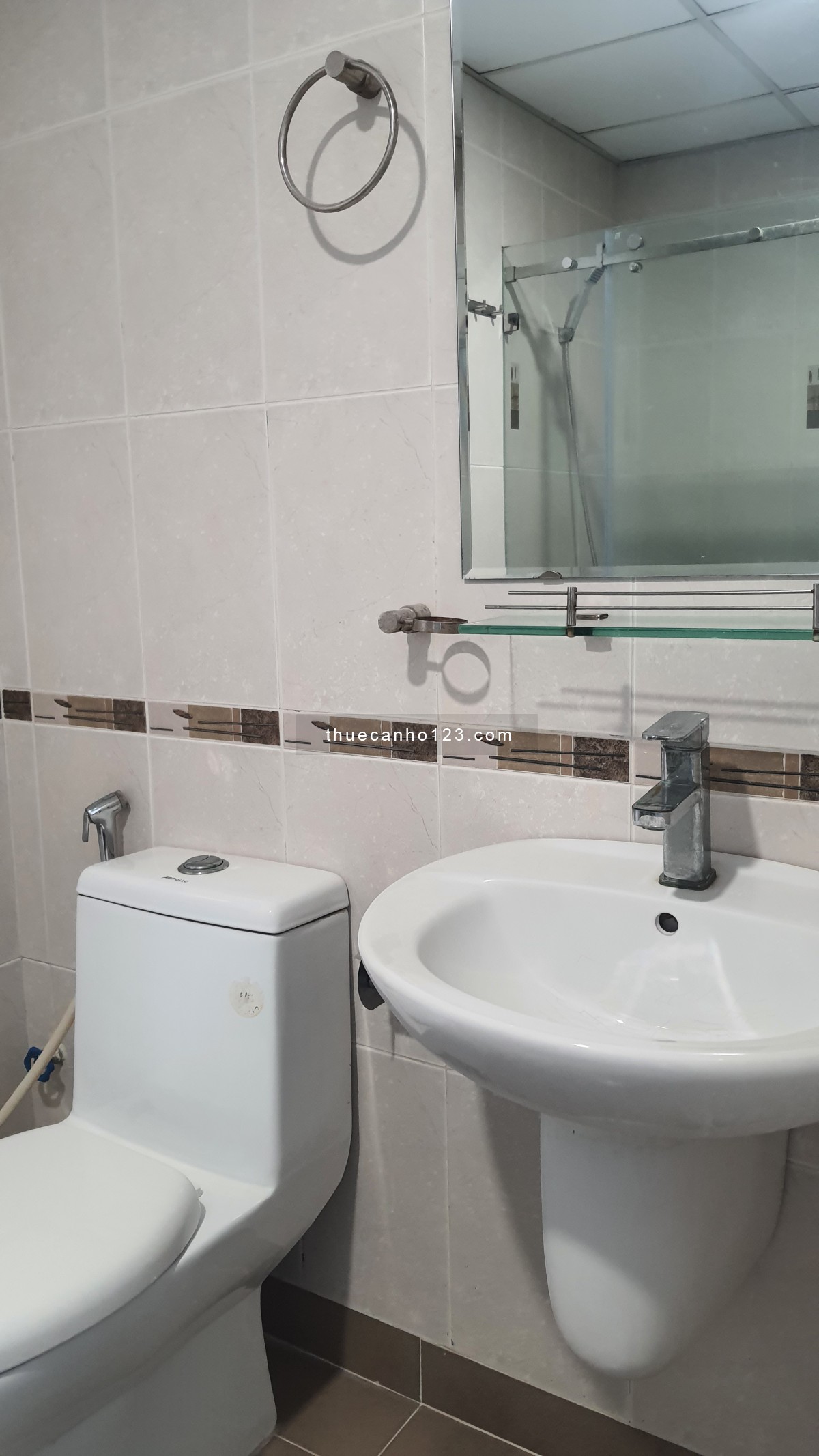 Chính chủ cho thuê căn hộ cao cấp BMC Quận 1, 134m2,căn góc 3PN 3WC, full nội thất, Giá thuê 22tr/th