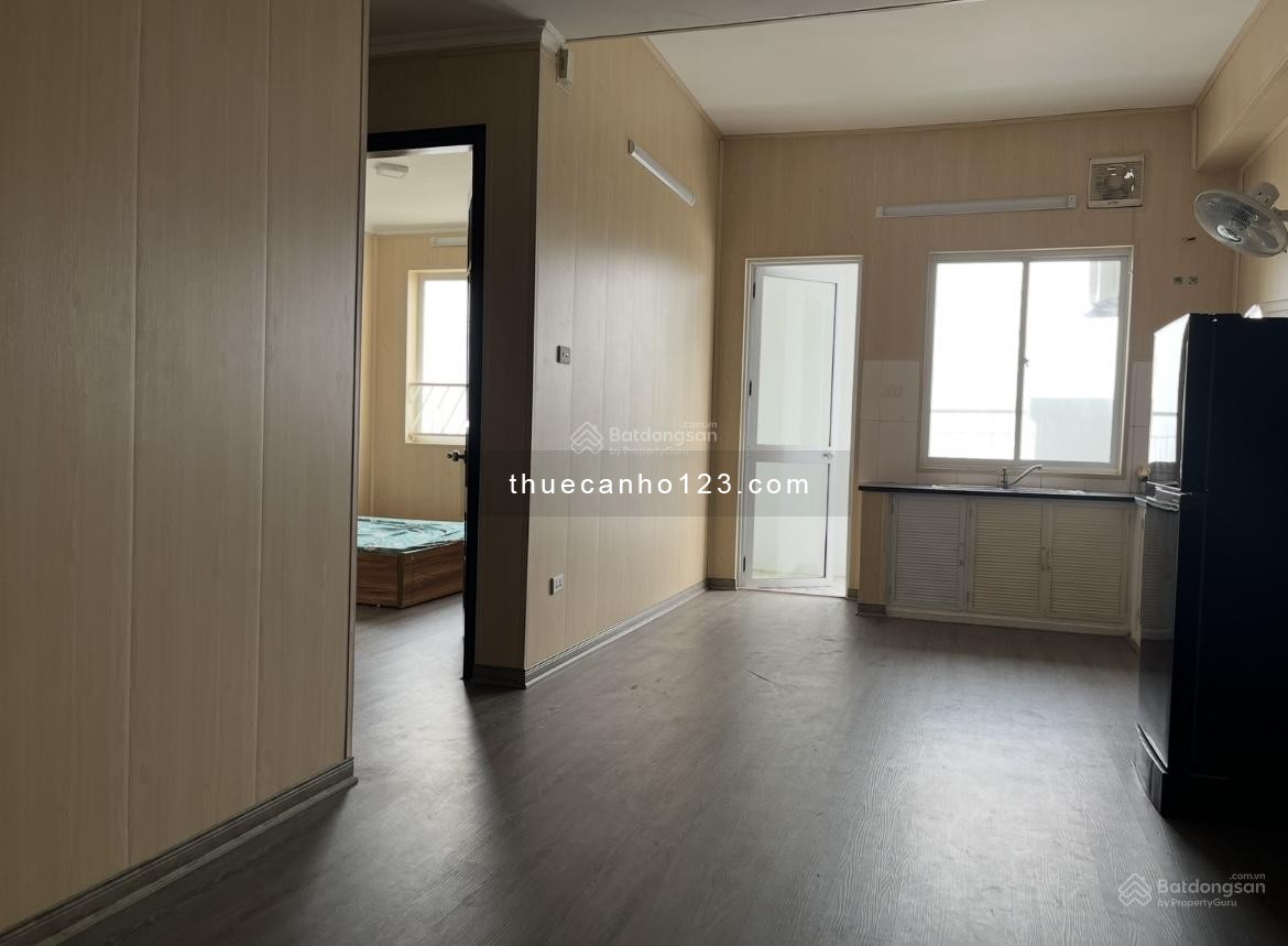 Cho thuê căn hộ 65 m2 chung cư CT13A Khu thị Nam Thăng Long Ciputra Hà nội.