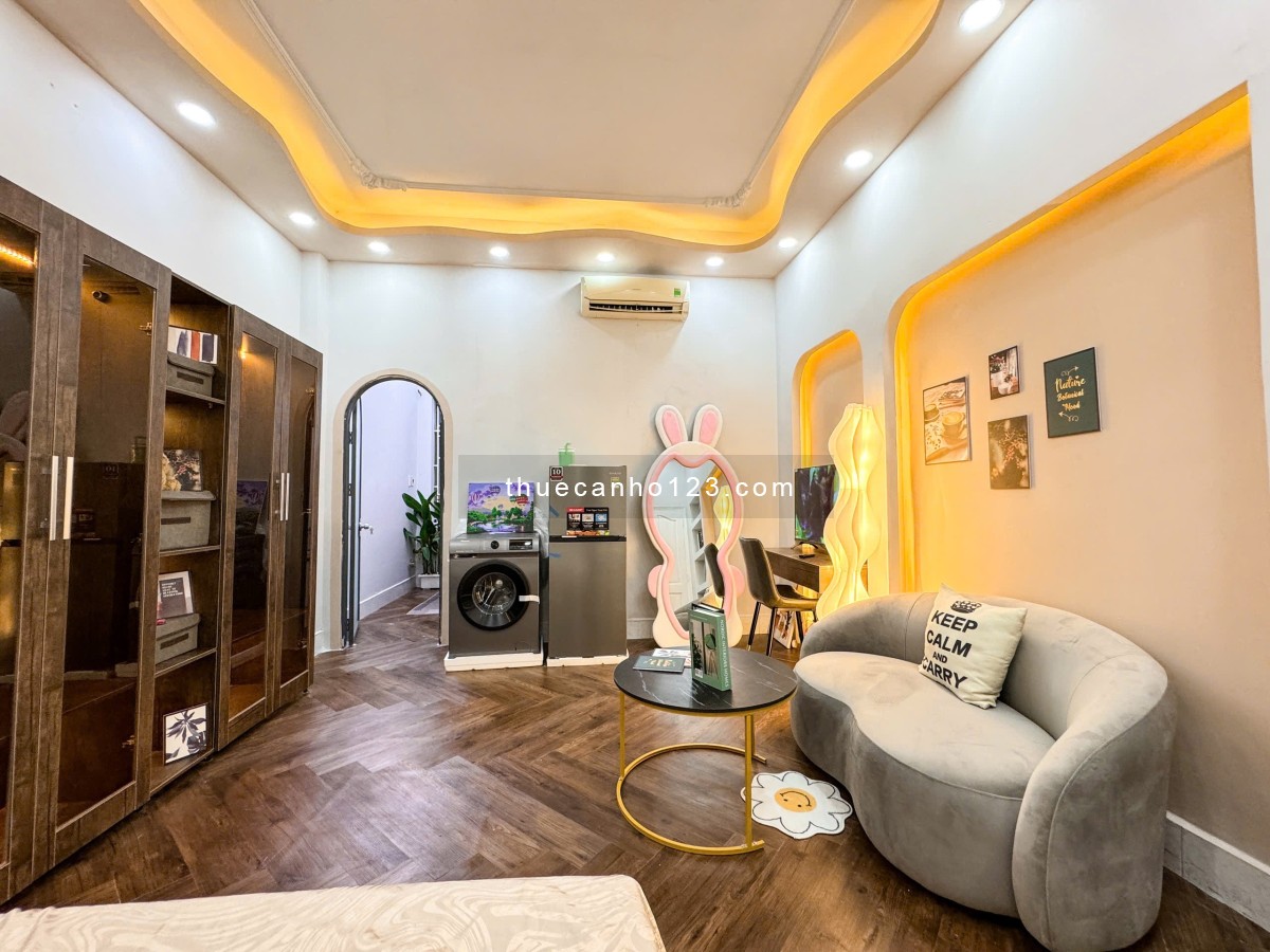 Căn hộ studio tách bếp có gu full nội thất Tân Bình ngay Etown Cộng Hoà
