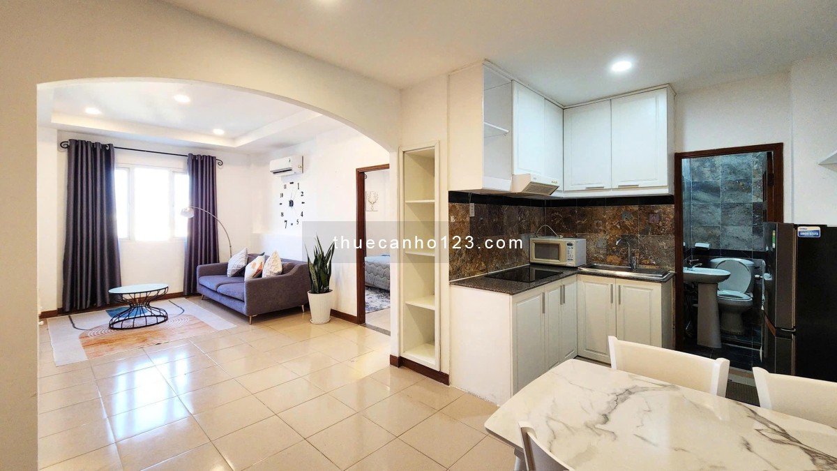Cho thuê căn hộ 2 phòng ngủ gần Q1, gần các trường đại học