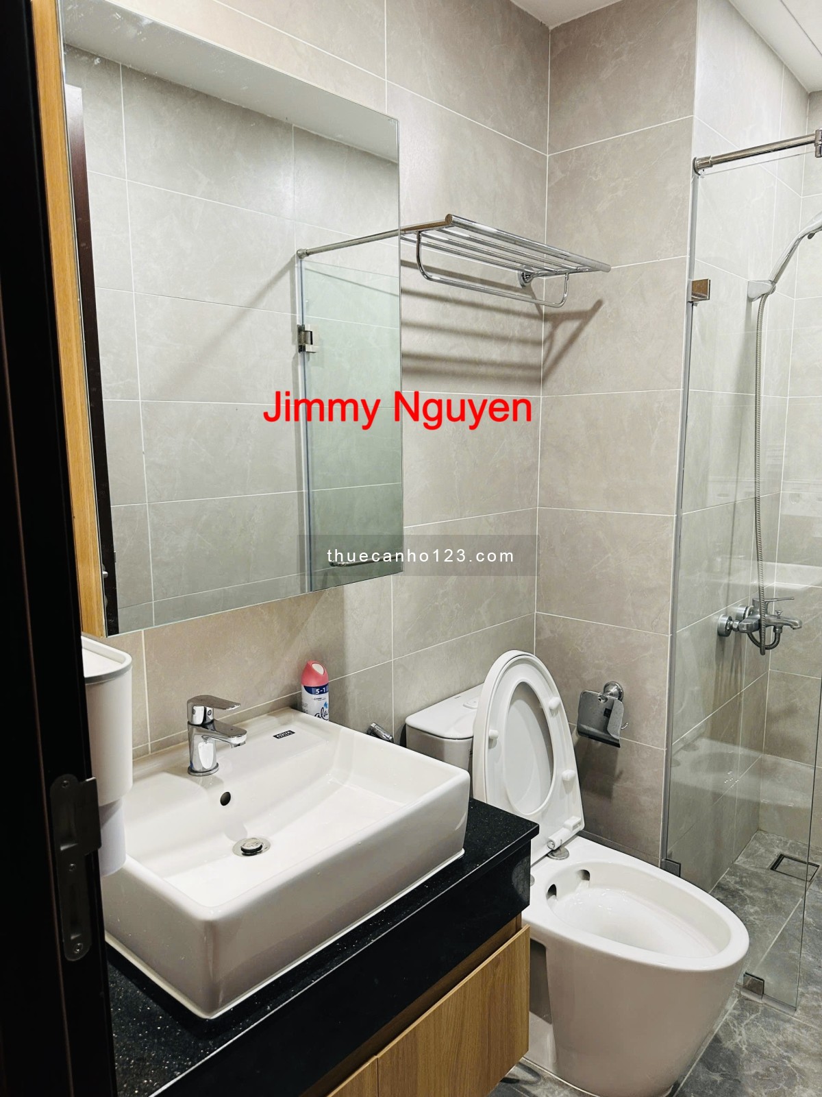 CHO THUÊ CĂN HỘ CAO CẤP 2 PHÒNG NGỦ - Nội thất cao cấp chủ nhà thiết kế ở - Chính chủ đăng tin