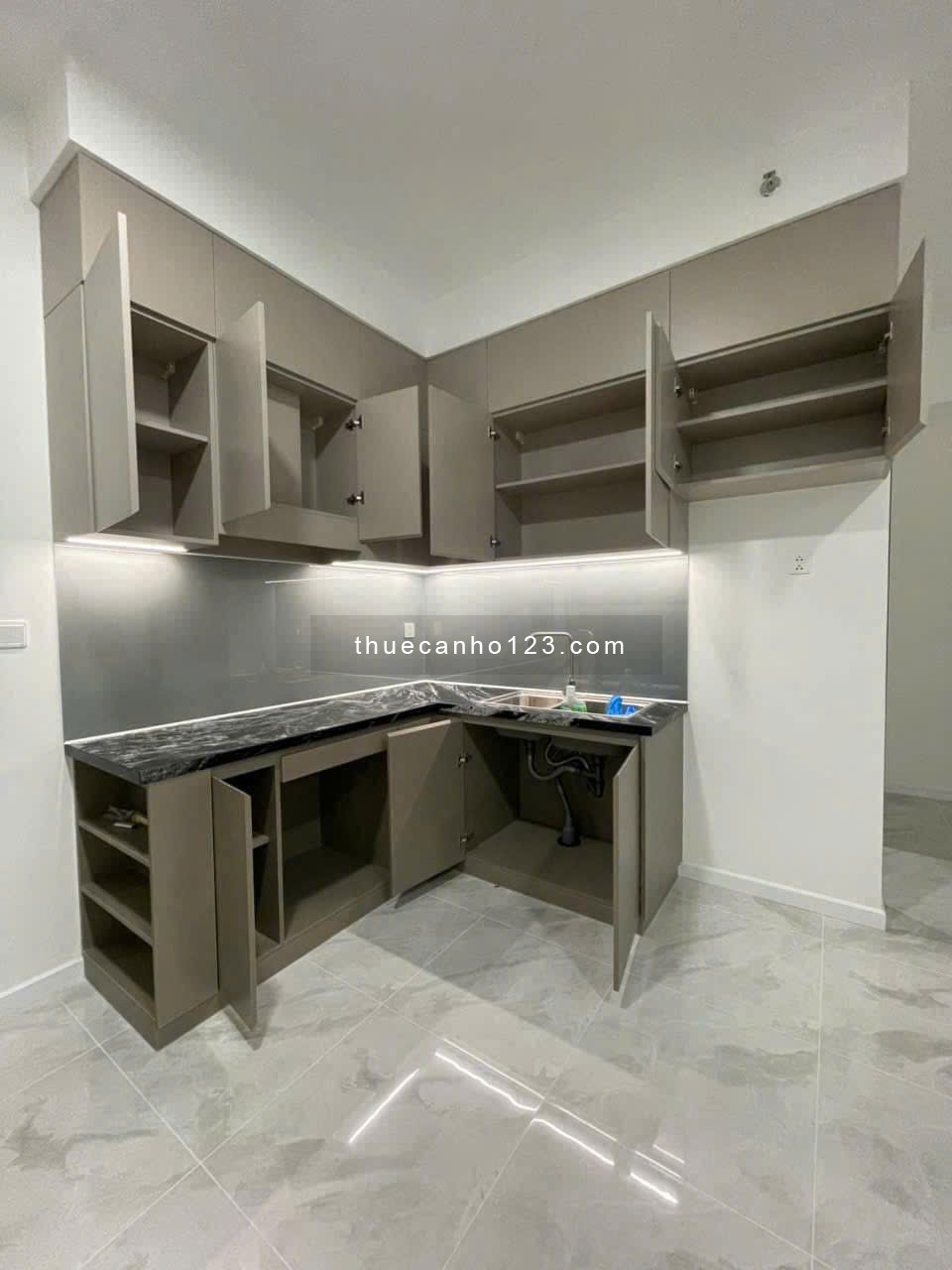 Chung cư Orchar Garden, P9, PN: NTCC, 16tr5/th, 70m2, 2p ngủ