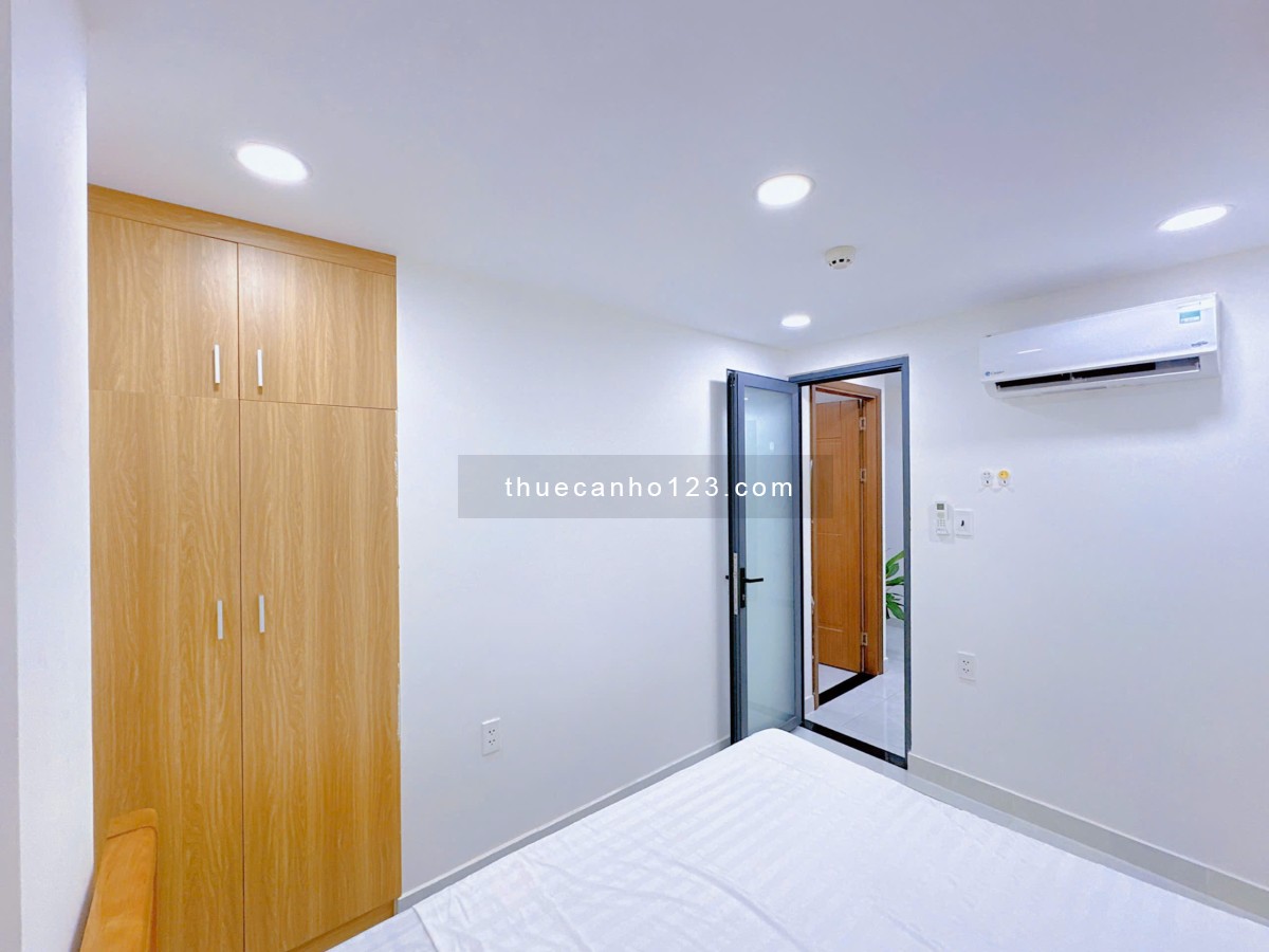 Căn Hộ 2 Phòng Ngủ Full Nội Thất, Thoáng Mát, Thang Máy, Bảo Vệ. Ngay Phan Đăng Lưu, ĐH Mỹ Thuật