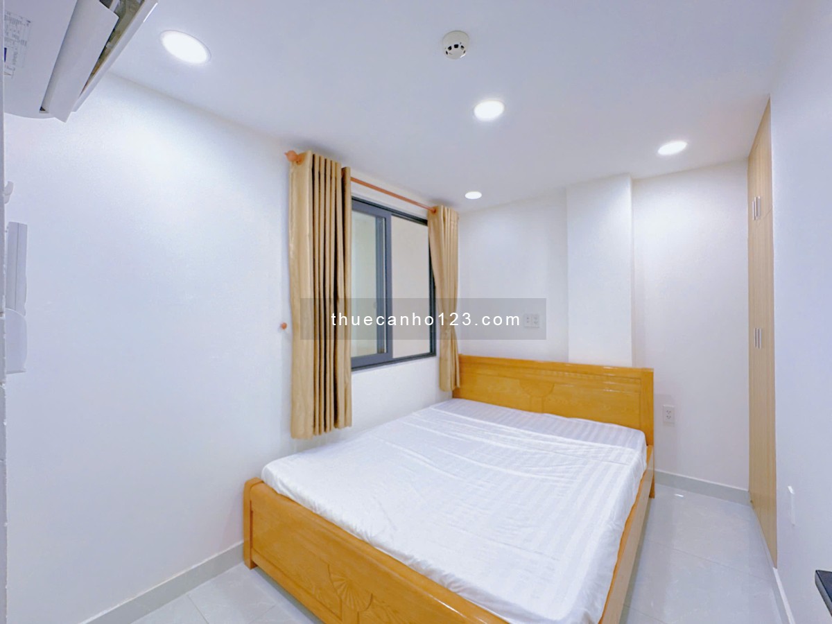Căn Hộ 2 Phòng Ngủ Full Nội Thất, Thoáng Mát, Thang Máy, Bảo Vệ. Ngay Phan Đăng Lưu, ĐH Mỹ Thuật