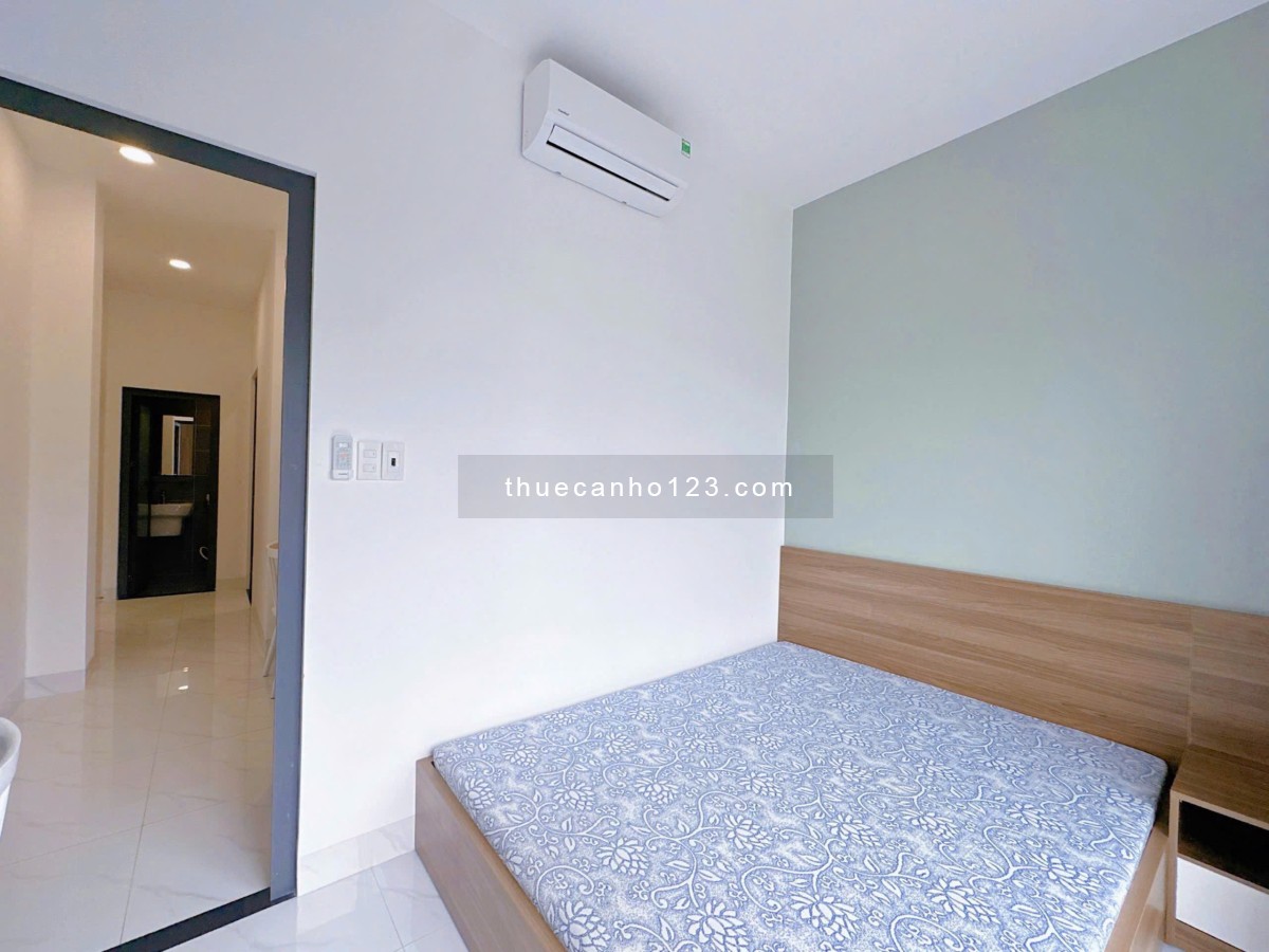 Căn Hộ 2 Phòng Ngủ Ban Công, Full Nội Thất, Thang Máy, Bảo Vệ. Trung Tâm Bình Thạnh Ngay Văn Lang