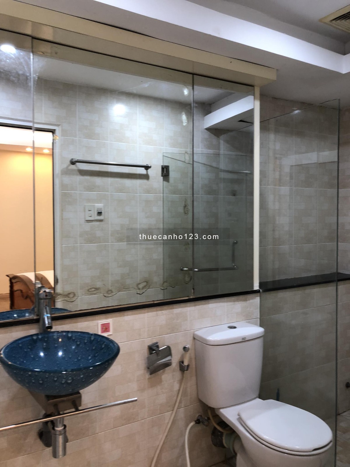 Cần Cho Thuê Căn hộ Central Garden Quận 1, Dt : 78 m2, 2PN, 2WC, Giá : 12 tr/th