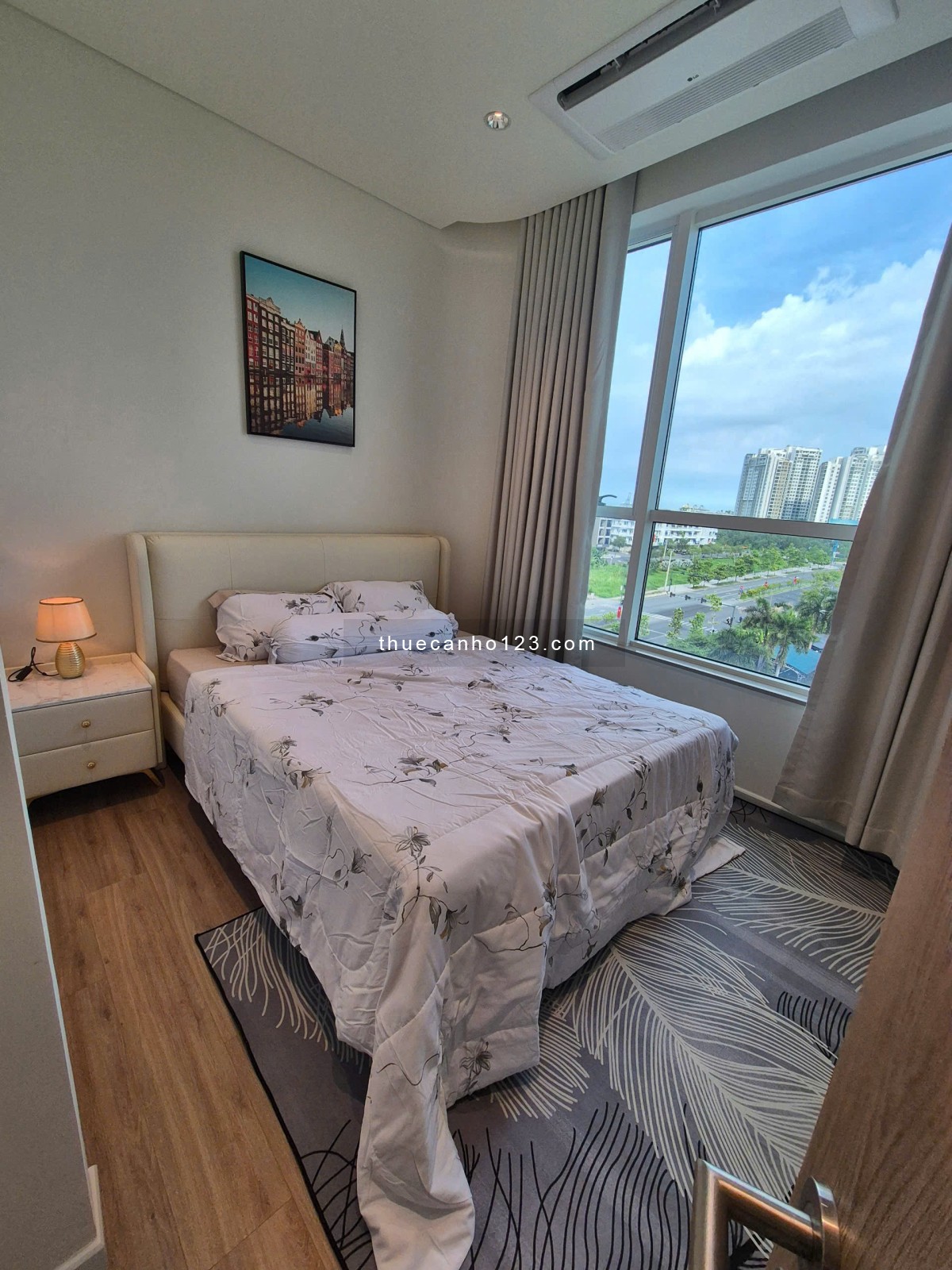 Chuyên cho thuê căn hộ cao cấp Zeit River Thủ Thiêm, 2 phòng ngủ, nội thất cao cấp giá 37 triệutháng