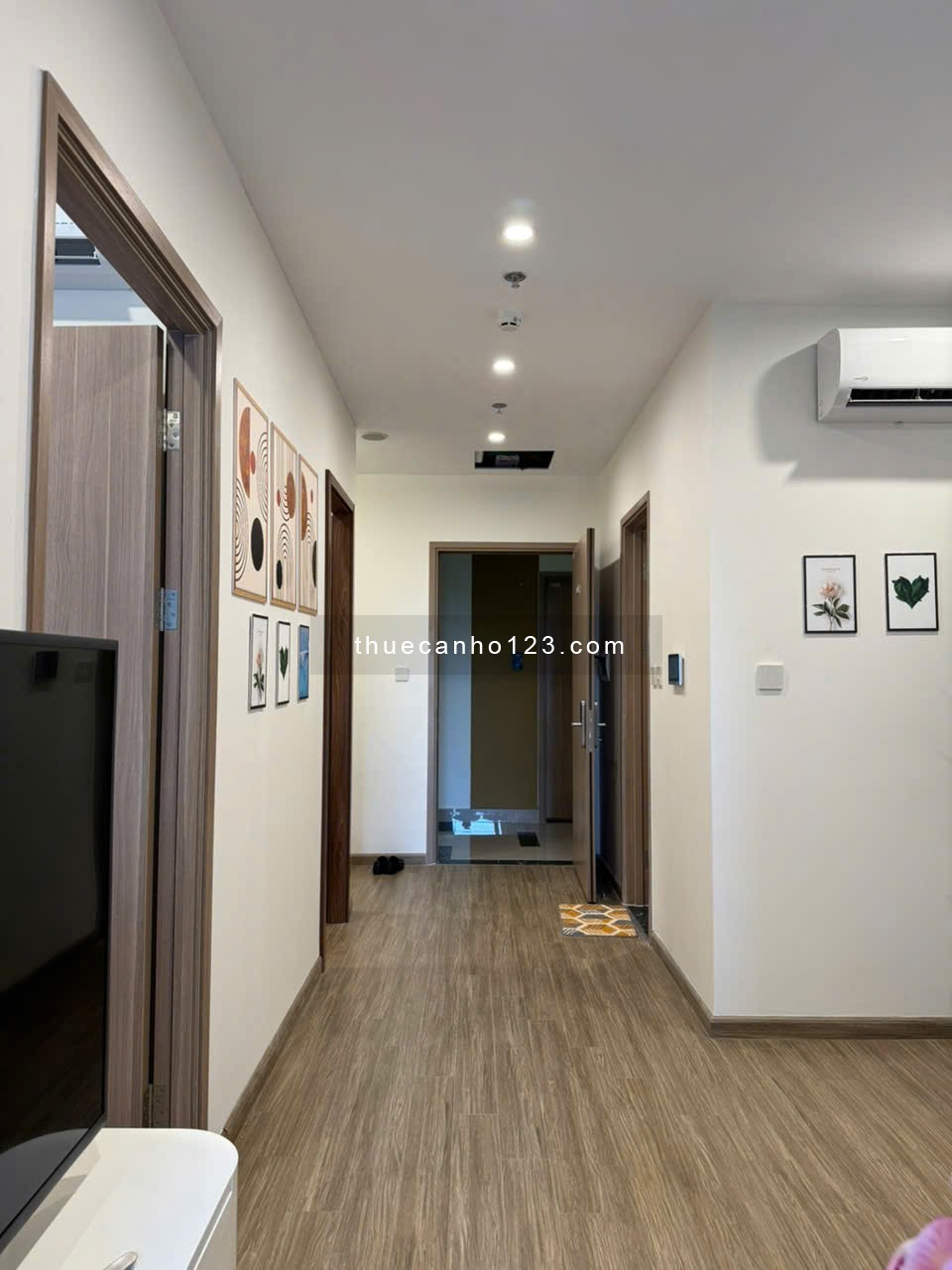 Cho thuê CH 2BR 1WC tại Vinhomes Ocean Park - Giá 7 triệu - Đầy đủ đồ