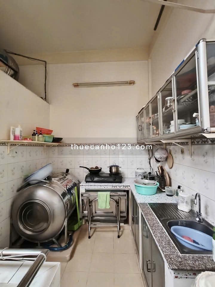 Chung cư Bà Huyện Thanh Quan, Q3: 2p ngủ, nội thất, 7tr/tháng