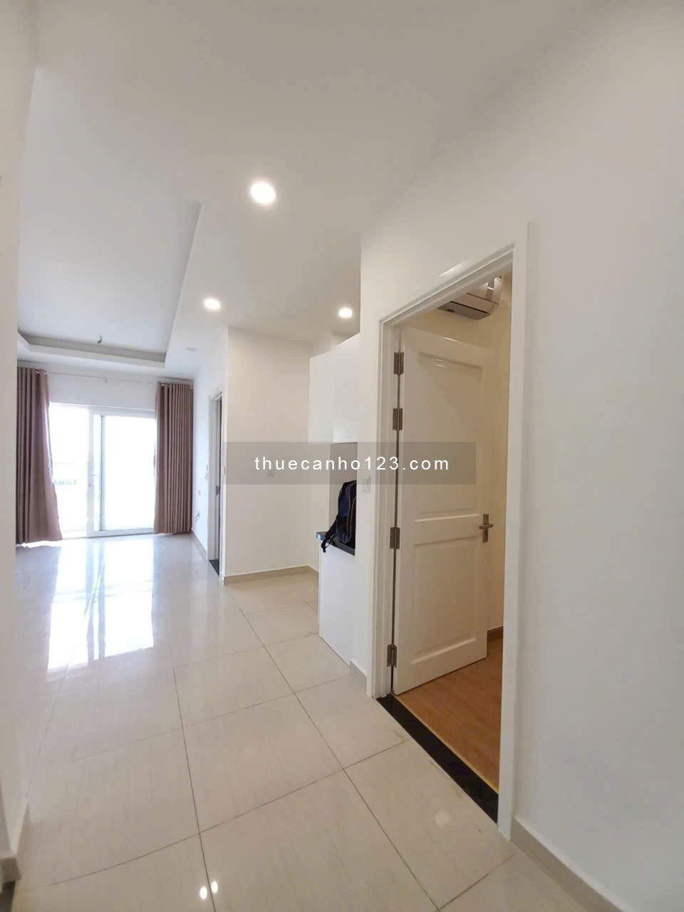 Cho thuê căn hộ Moonlight Boulevard Kinh Dương Vương Bình Tân