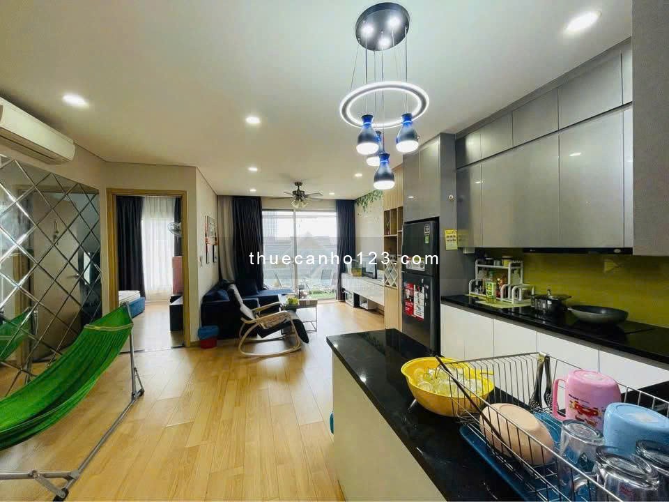 Chung cư CC Sky Center, Phổ Quang, TB: 2p ngủ, 77m2, full nội thất 17tr/th