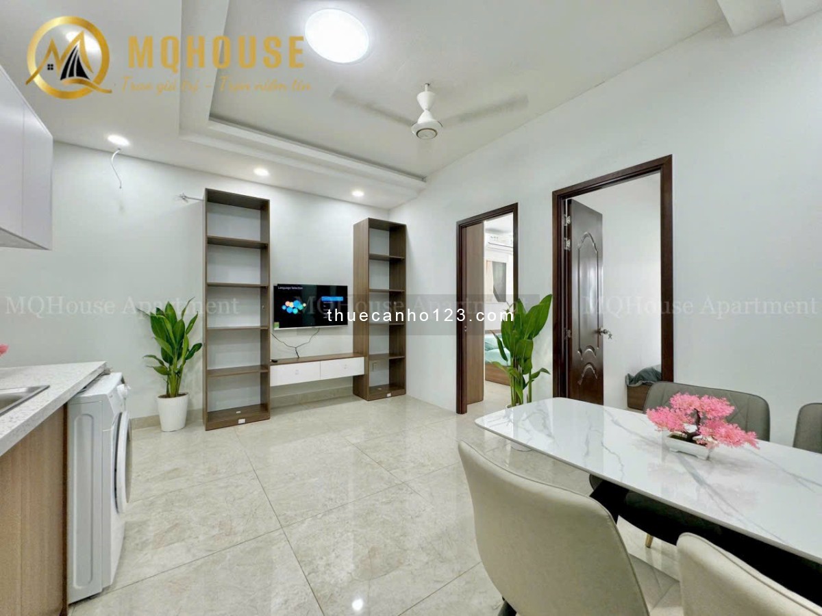 Cho Thuê Căn Hộ 2 Phòng Ngủ Ban Công, Full Nội Thất - Gần Sân Bay, CV Hoàng Văn Thụ