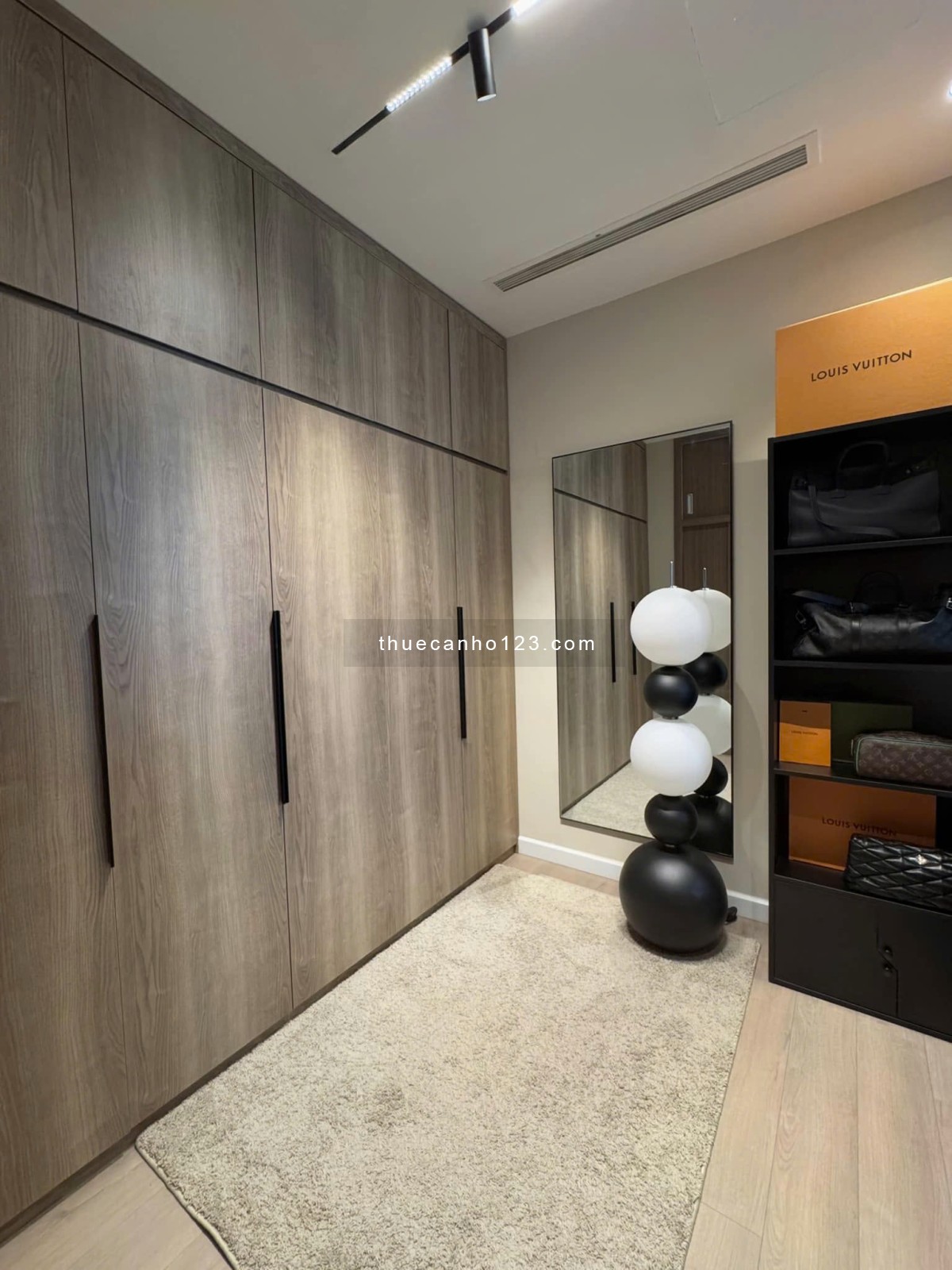 Vinhomes Bason, Đừng bỏ qua tin này nếu A/C đang quan tâm đến. LH 0869730568 Thắng Võ