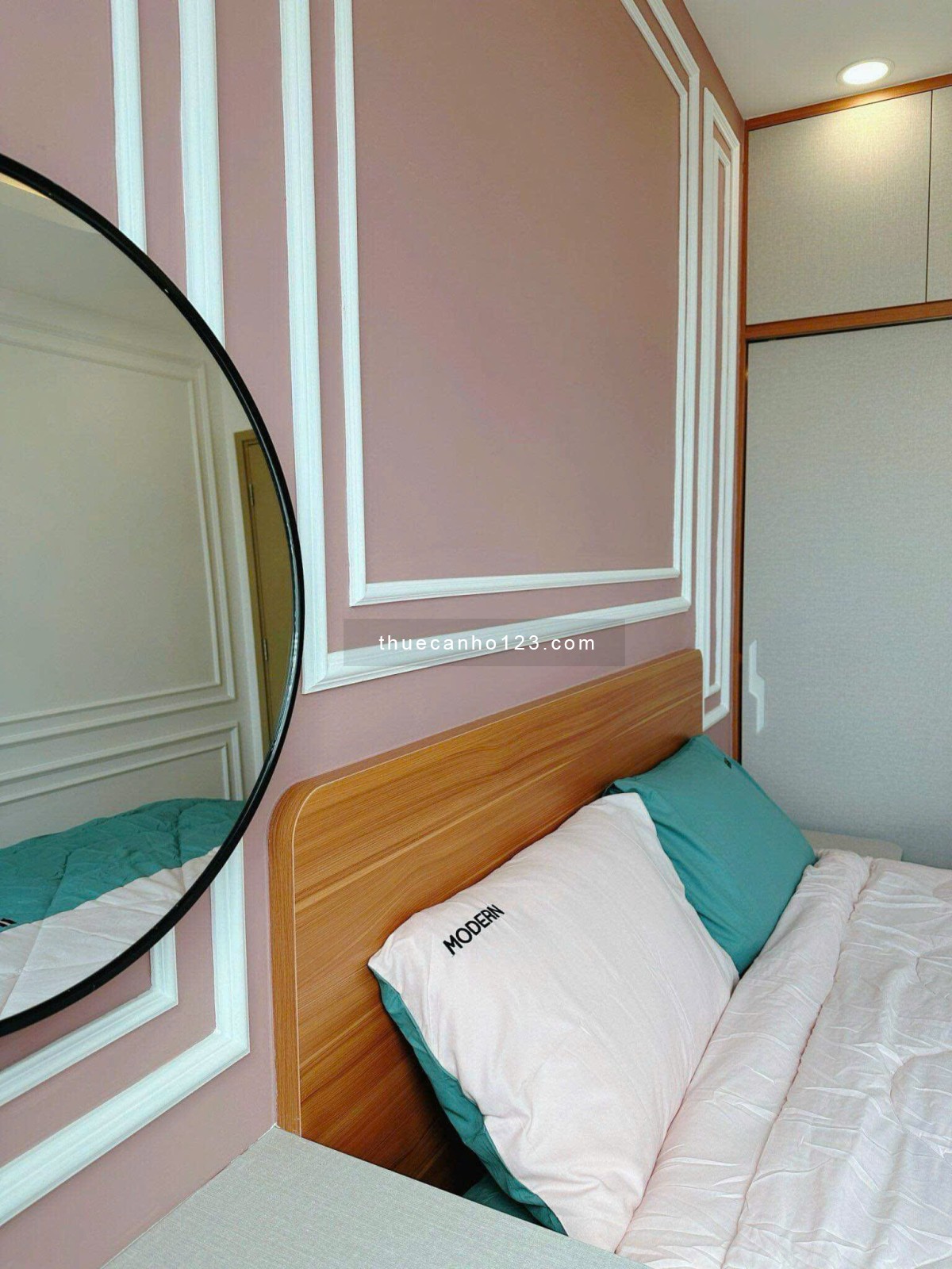 Cần cho thuê căn hộ cao cấp The Antonia, PMH Q7, 2PN 2WC, nhà đẹp, giá 22tr/t LH: 0911 839 618 Em Hà