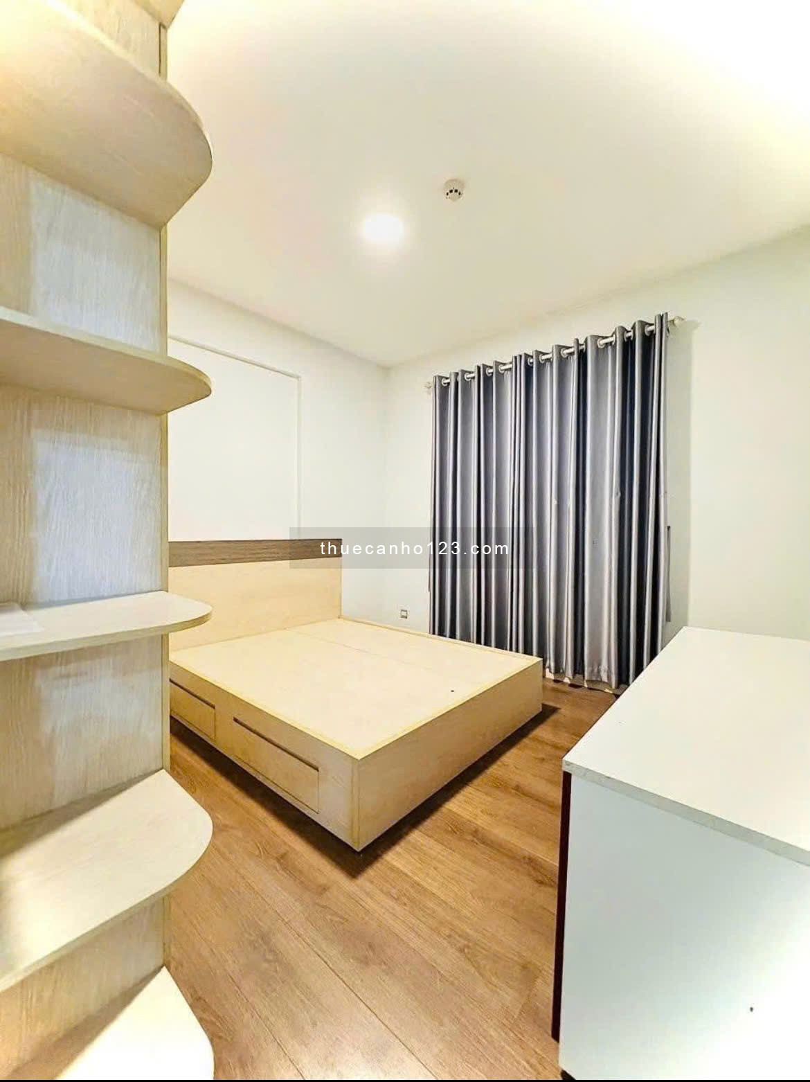 Căn hộ Oriental Plaza, Âu Cơ, Tân Phú: 11tr5/th,2p ngủ, 75m2, NT