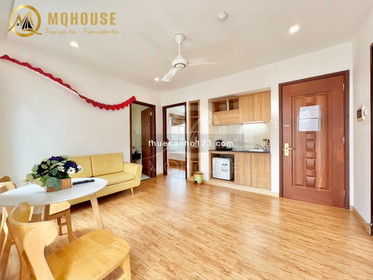 CHO THUÊ CHDV 2PN BAN CÔNG/CỬA SỔ SANG TRỌNG KHU SÂN BAY NHIỀU TIỆN ÍCH