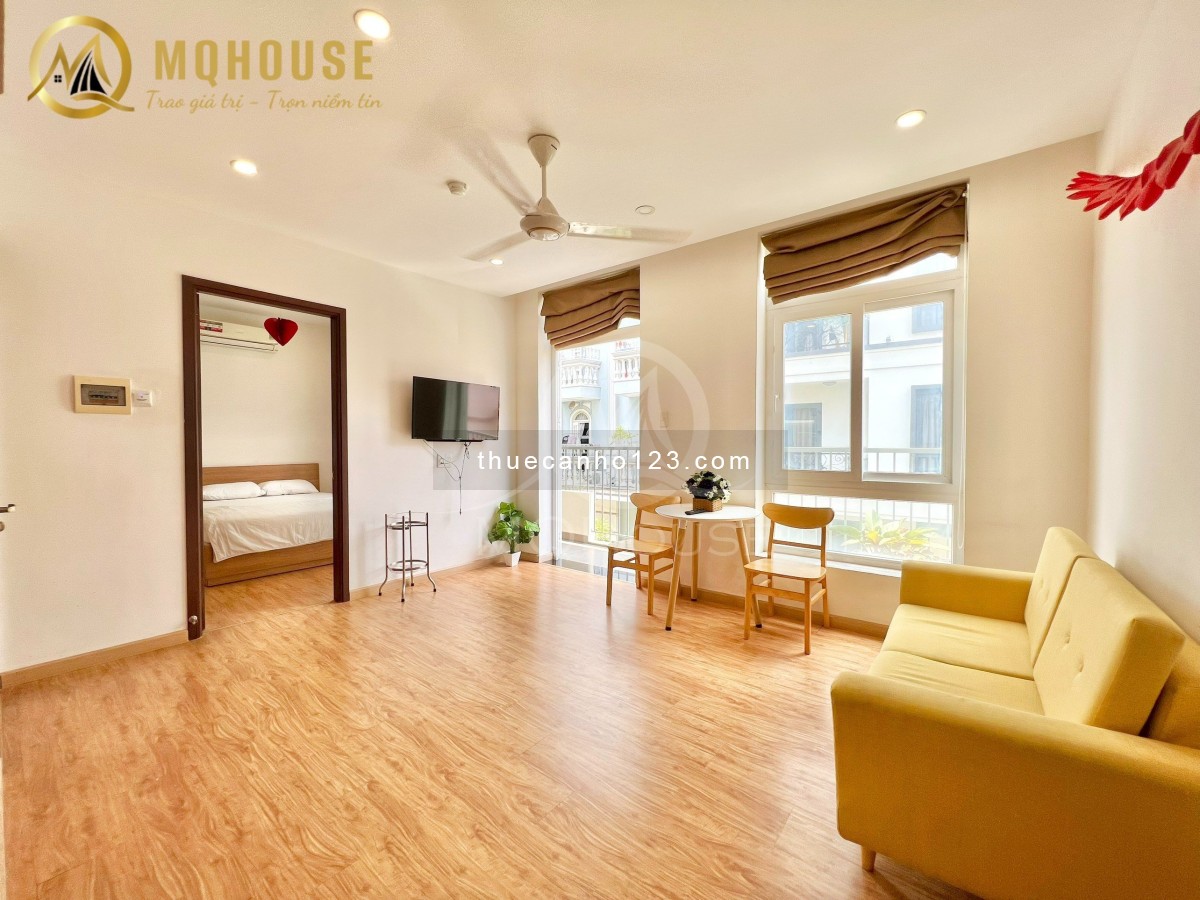 CHO THUÊ CHDV 2PN BAN CÔNG/CỬA SỔ SANG TRỌNG KHU SÂN BAY NHIỀU TIỆN ÍCH