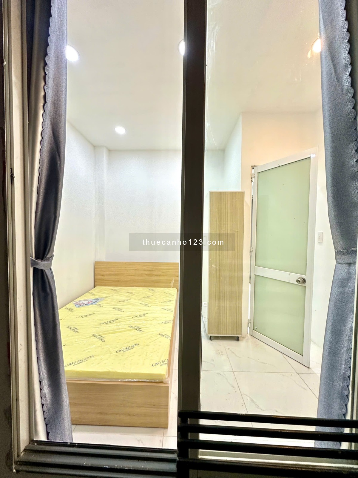 Căn hộ 2PN full NT – Ban công – Giảm giá còn 9tr – Trung tâm Phú Nhuận