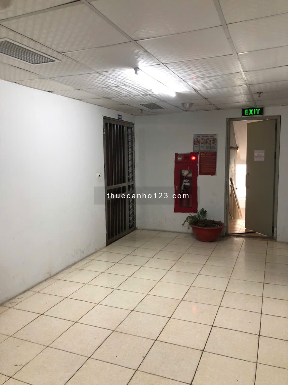 Cho thuê căn hộ chung cư 90m2 tại Hoàng Mai Hà Nội