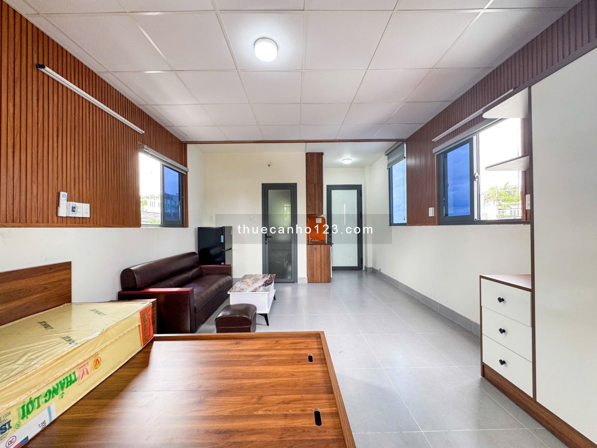 Studio đẹp gần sân bay Tân Sơn Nhất – Full nội thất gỗ sang trọng