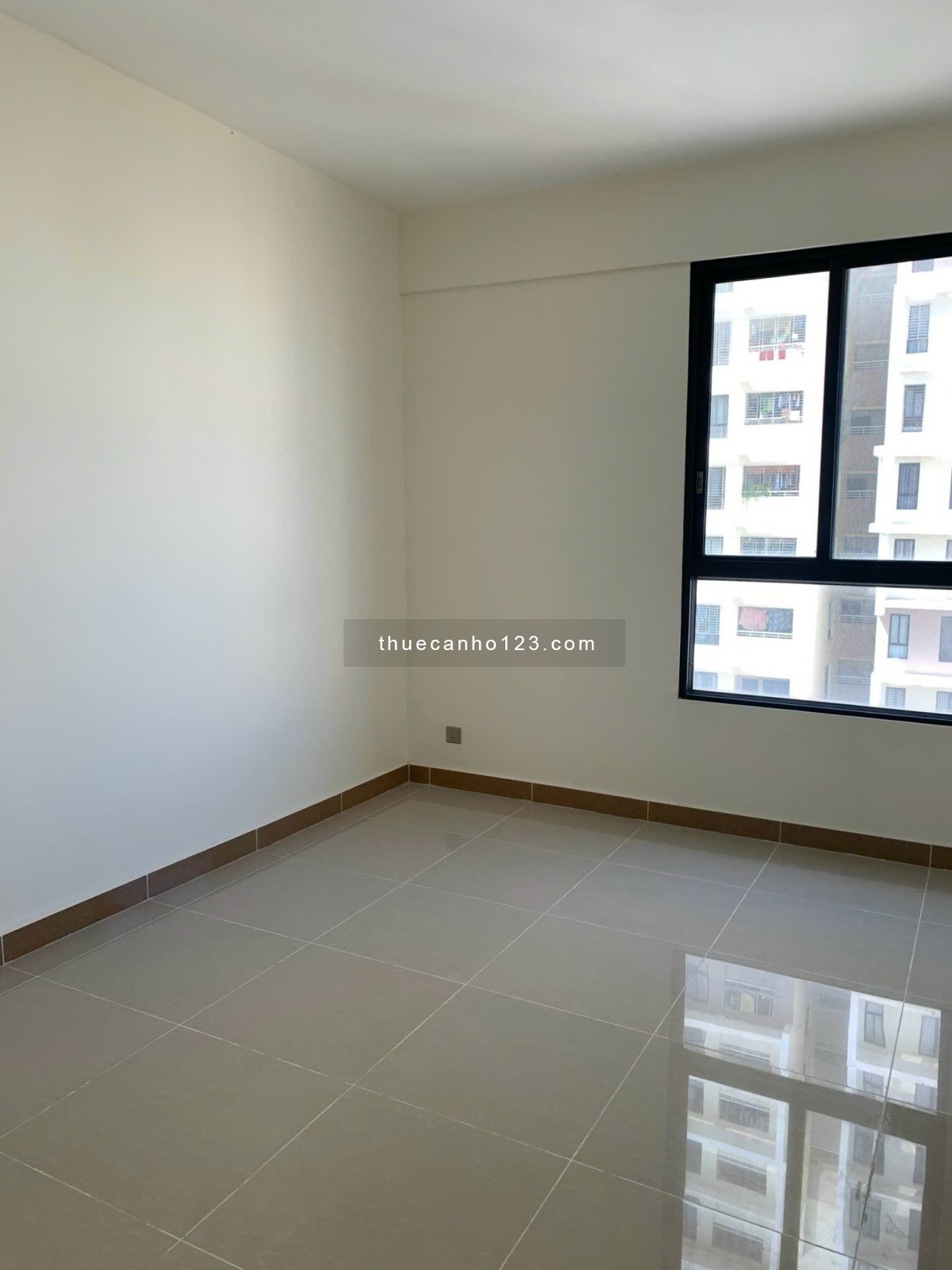 Cho thuê 161m², 3PN 4WC – Nhà trống, vào ở liền – Giá 11tr5. Xem nhà dễ ợt, liên hệ em ngay!