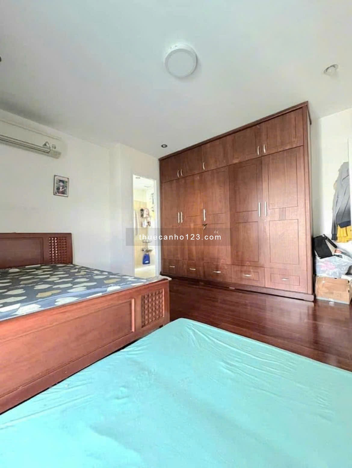 Chung cư 10A Trần Nhật Duật,Tân Định,Q1: 70m2, 2p ngủ, NT, 11tr5/th