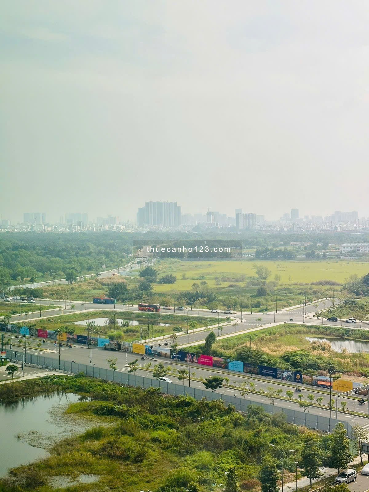 The Crest – Cho thuê 2 phòng ngủ, tầng cao, view thoáng, full nội thất